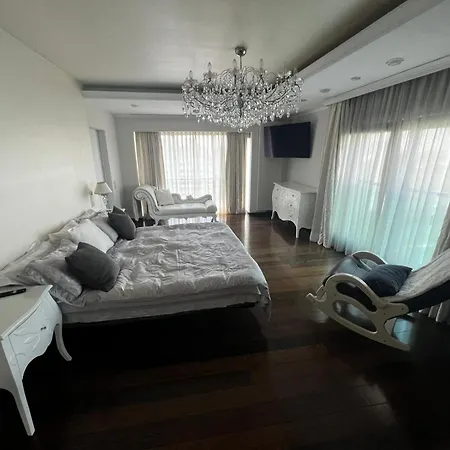 Apartment Marque De